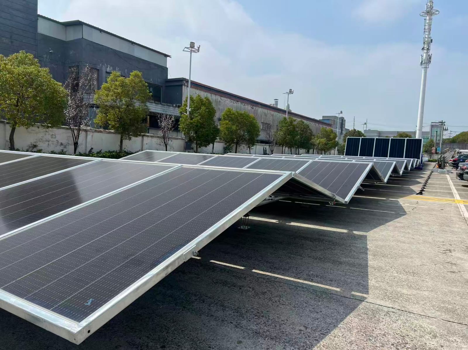 Мобільні сонячні електростанції в Україні 2